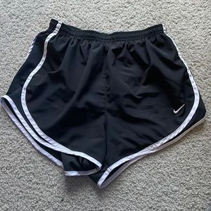 Black Nike medium running shorts